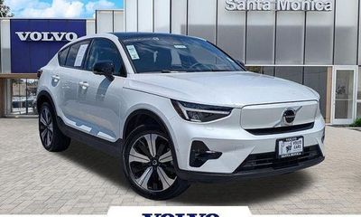 2023 Volvo C40 Plus Dark