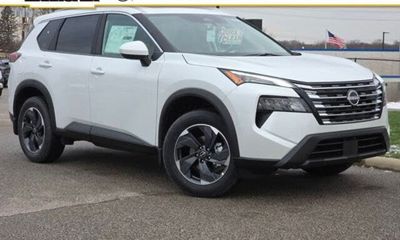 2026 Nissan Rogue SV