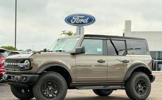 2026 Ford Bronco Badlands