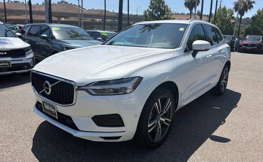 2019 Volvo XC60 Momentum