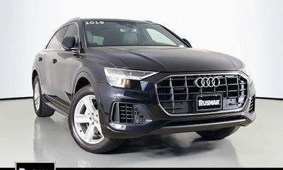 2019 Audi Q8 Premium