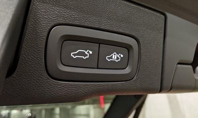 2026 Volvo XC60 Ultra Dark