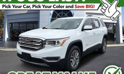 2017 GMC Acadia ALL Terrain 1