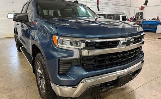 2024 Chevrolet Silverado LT