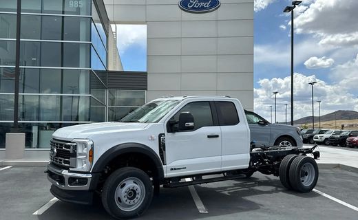 2026 Ford Chassis Supercab Super Duty