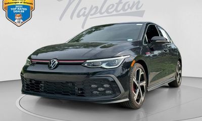 2024 Volkswagen Golf GTI SE
