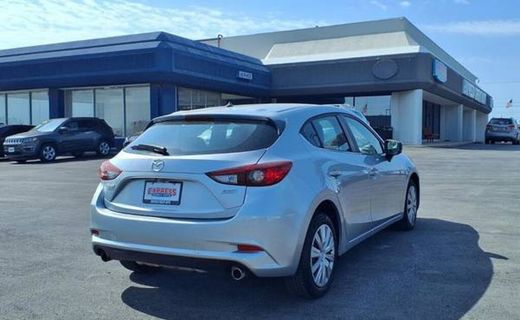 2018 Mazda MAZDA3 Touring