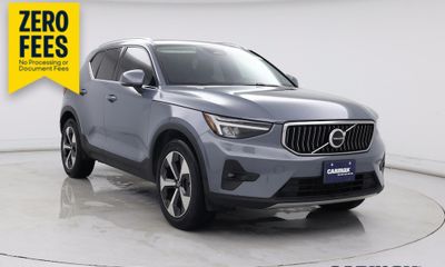 2023 Volvo XC40 Plus Bright
