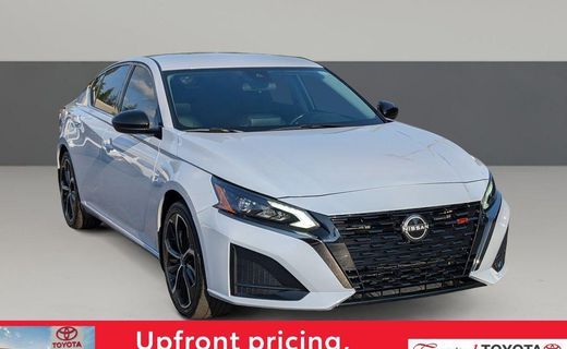 2023 Nissan Altima SR