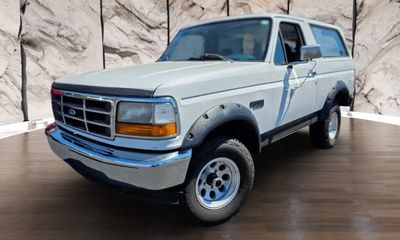 1995 Ford Bronco XL