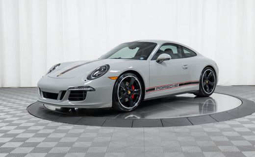 2016 Porsche 911 Turbo S