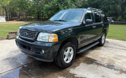 2004 Ford Explorer XLT