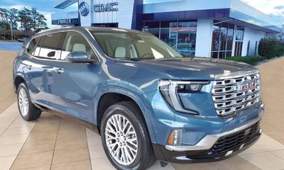 2026 GMC Acadia Denali