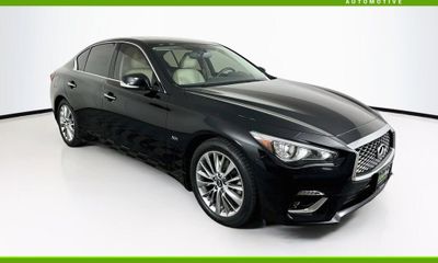 2018 Infiniti Q50 30T Luxe
