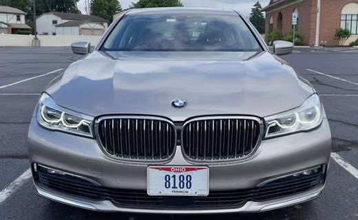 2016 BMW 750I