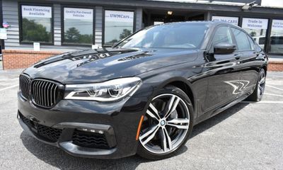2019 BMW 750I