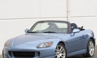 2004 Honda S2000 Base