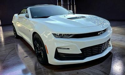 2023 Chevrolet Camaro 1LZ 1SS