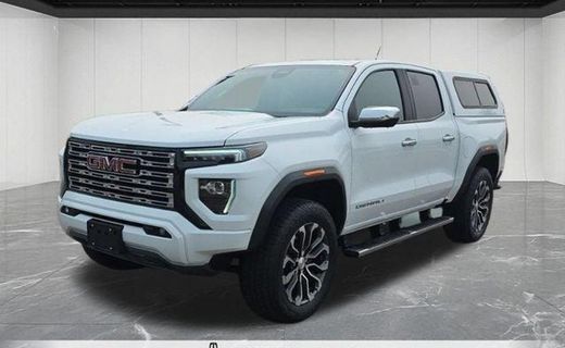 2024 GMC Canyon Denali