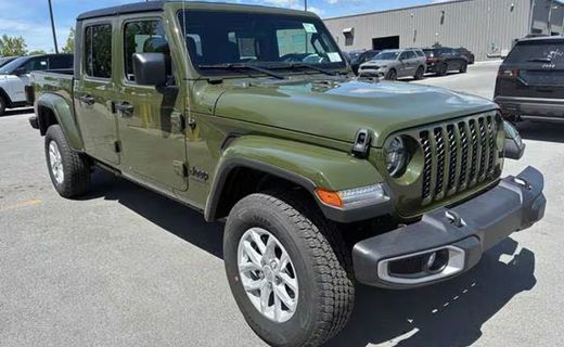 2023 Jeep Gladiator Sport