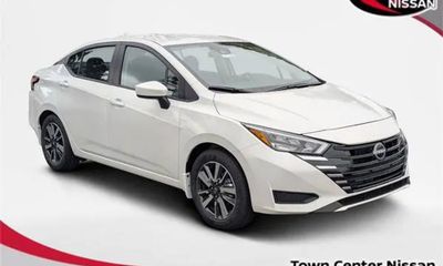2025 Nissan Versa SV