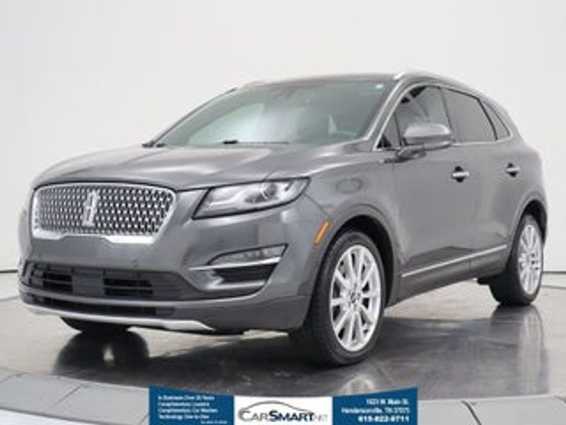 2019 Lincoln MKC — a typically priced live listing