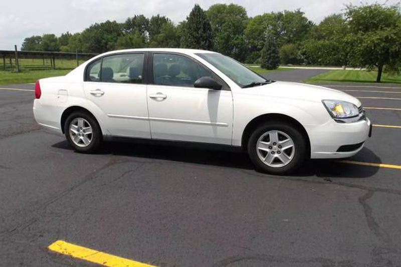 2004 Chevrolet Malibu — a typically priced live listing