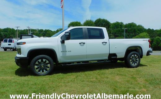 2026 Chevrolet Silverado HD Custom