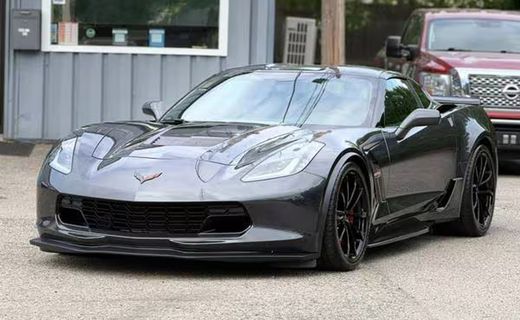 2017 Chevrolet Corvette Grand Sport Standard