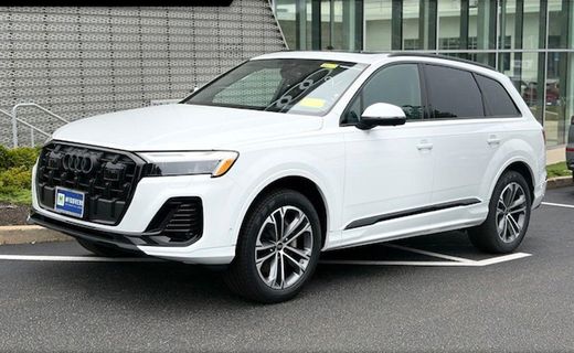 2026 Audi Q7 Quattro Premium