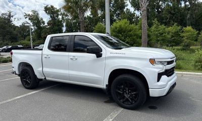 2022 Chevrolet Silverado RST