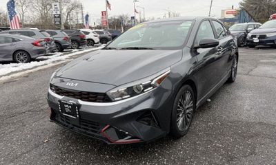 2023 Kia Forte GT Line