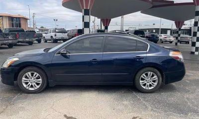 2010 Nissan Altima 25 S