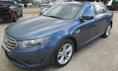 2018 Ford Taurus SEL