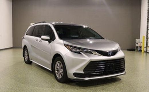 2021 Toyota Sienna LE