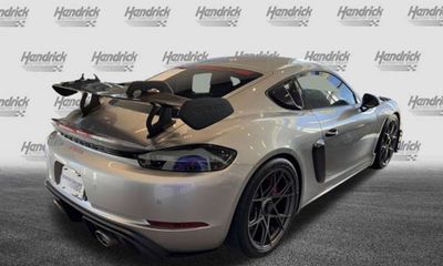 2025 Porsche 718 Cayman GT4 RS