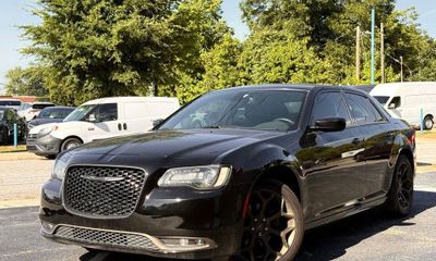 2016 Chrysler 300 300S