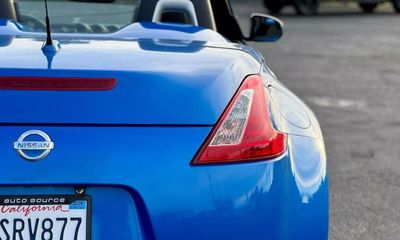 2010 Nissan 370Z Touring Roadster