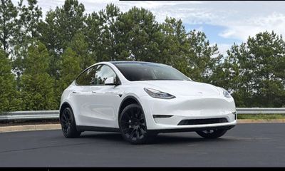2021 Tesla Model Y Standard Range