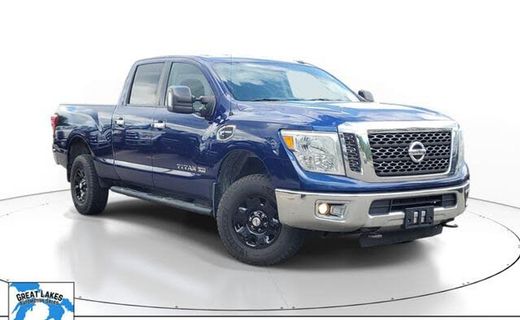 2017 Nissan Titan SV