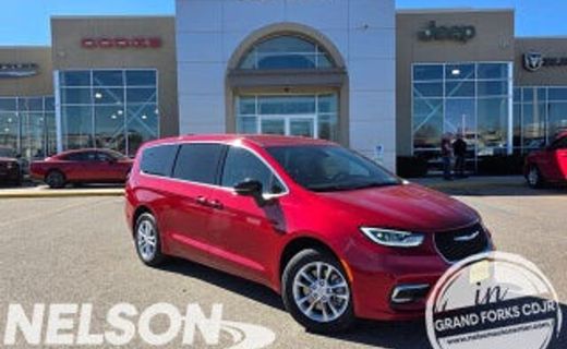 2027 Chrysler Pacifica Limited