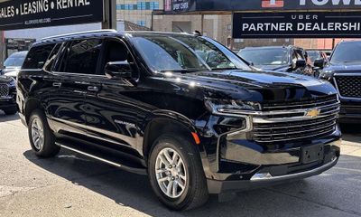 2024 Chevrolet Suburban LT
