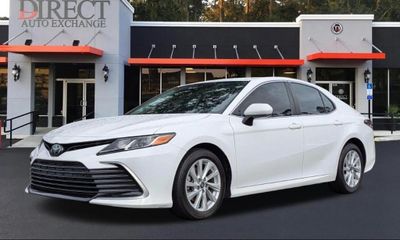 2022 Toyota Camry LE