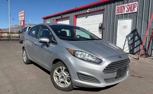 2015 Ford Fiesta SE