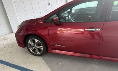 2018 Nissan Leaf S