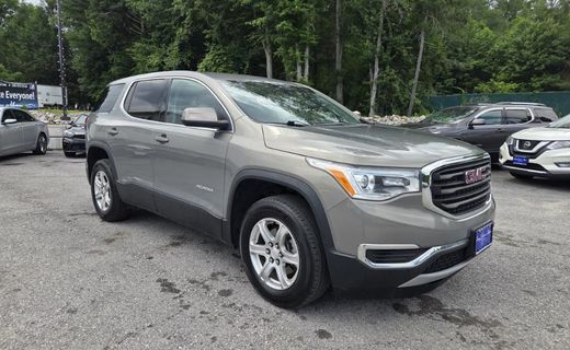 2019 GMC Acadia SLE 1