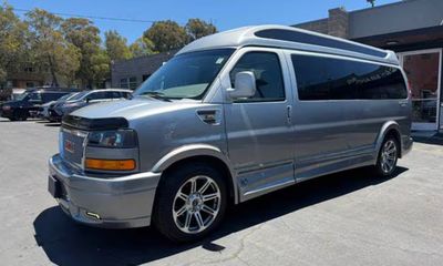 2017 GMC Savana EXT