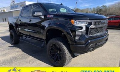 2024 Chevrolet Silverado RST