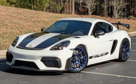 2025 Porsche 718 Cayman GT4 RS