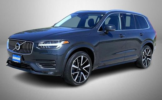 2021 Volvo XC90 Momentum